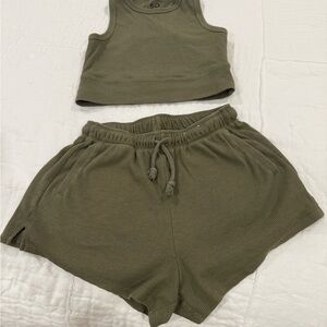 SO Olive Green Textured Apparel